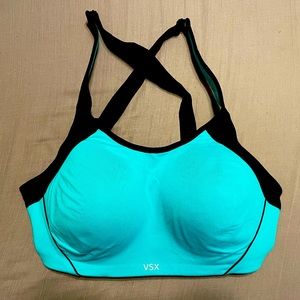 NWOT teal Victoria’s Secret sports bra